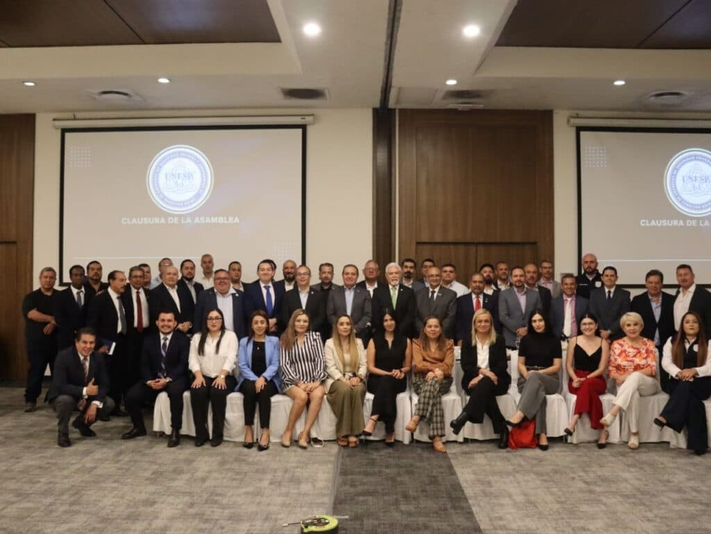 Firma C5 Escudo Jalisco convenio de colaboración con la Unión Nacional de Empresas de Seguridad Privada y Adherentes (UNESPA)