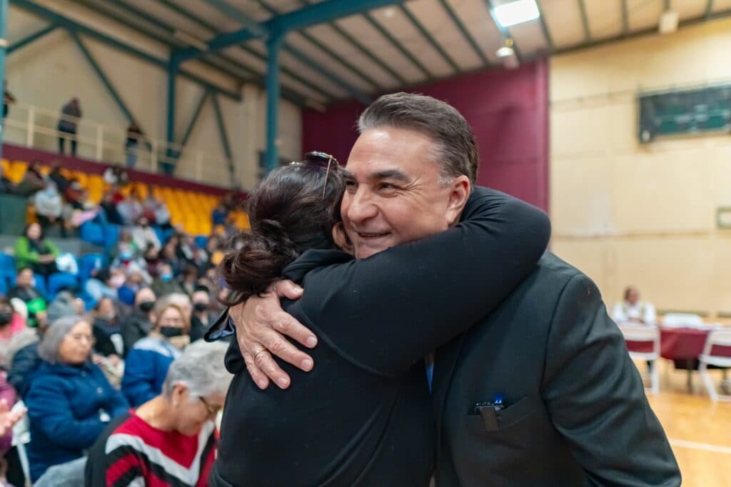 Jesús Alejandro Ruiz Uribe muestra fuerza rumbo a la gubernatura de Baja California