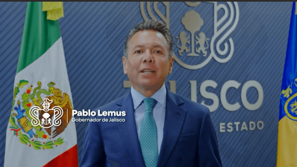 Pablo Lemus Navarro, Gobernador de Jalisco, anuncia preparativos para el Mundial de Fútbol 2026 en un evento oficial.