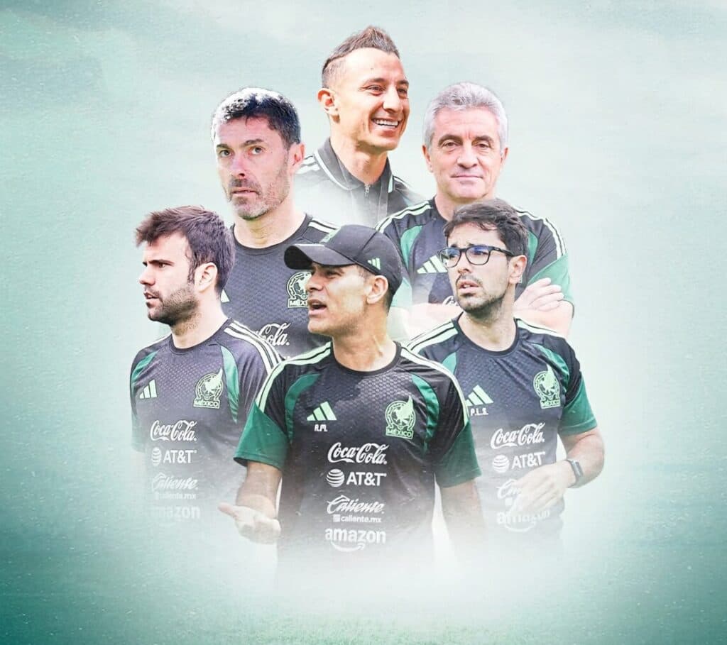 Rafael Márquez y su cuerpo técnico para la Selección Mexicana, con Andrés Guardado y otros auxiliares, preparándose para el Mundial 2030.