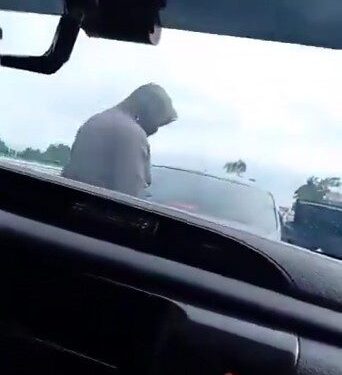 Padre pide auxilio desesperadamente para su hijo tras ataque a tiros