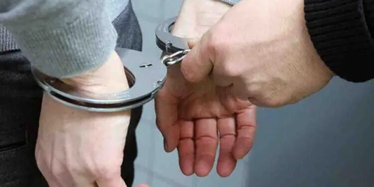 Arrestan al presidente municipal de Chihuahua por cargos de peculado agravado