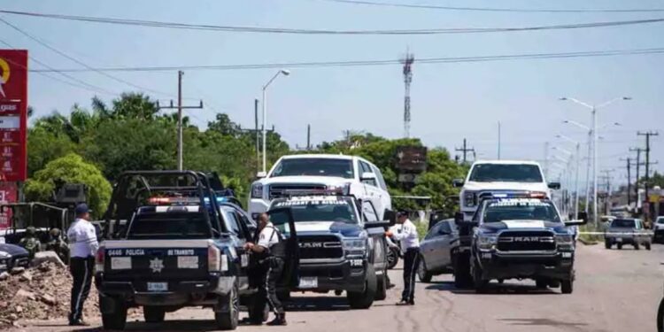 Refuerzan seguridad en Ojinaga tras enfrentamiento de cárteles