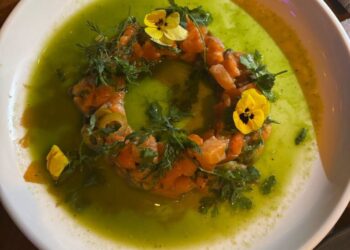 Chef Juan Arroyo presenta su nueva propuesta en Carajillo