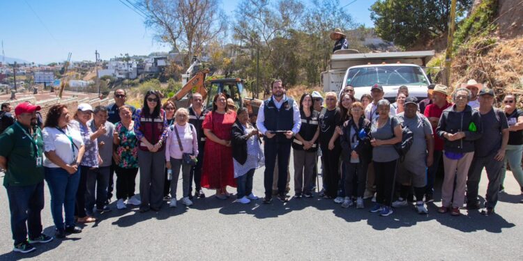 Supervisa Ismael Burgueño Ruiz programa ‘Tijuana: Ciudad Limpia’ en la colonia Guadalajara de la Delegación Centro