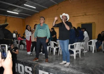 MAS DE DOS MIL PERSONAS ACEPTAN RETO DE RUIZ URIBE DE PARTICIPAR EN UNA GRAN CONSULTA CIUDADANA PARA UNA MEJOR BAJA CALIFORNIA