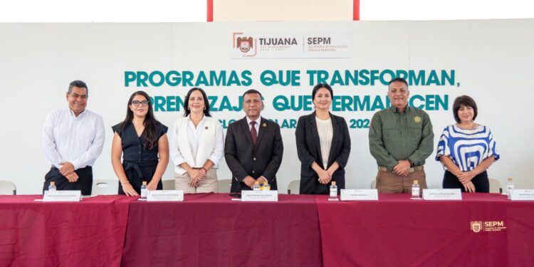 Arranca XXV Ayuntamiento de Tijuana ciclo escolar 2025-2026 en 14 escuelas municipales