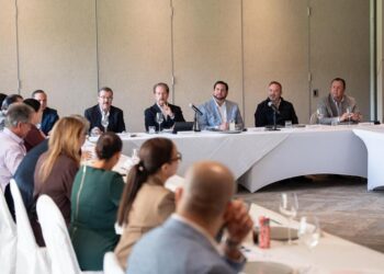 Sostiene Ismael Burgueño encuentro con integrantes del Consejo Coordinador Empresarial (CCE) de Tijuana